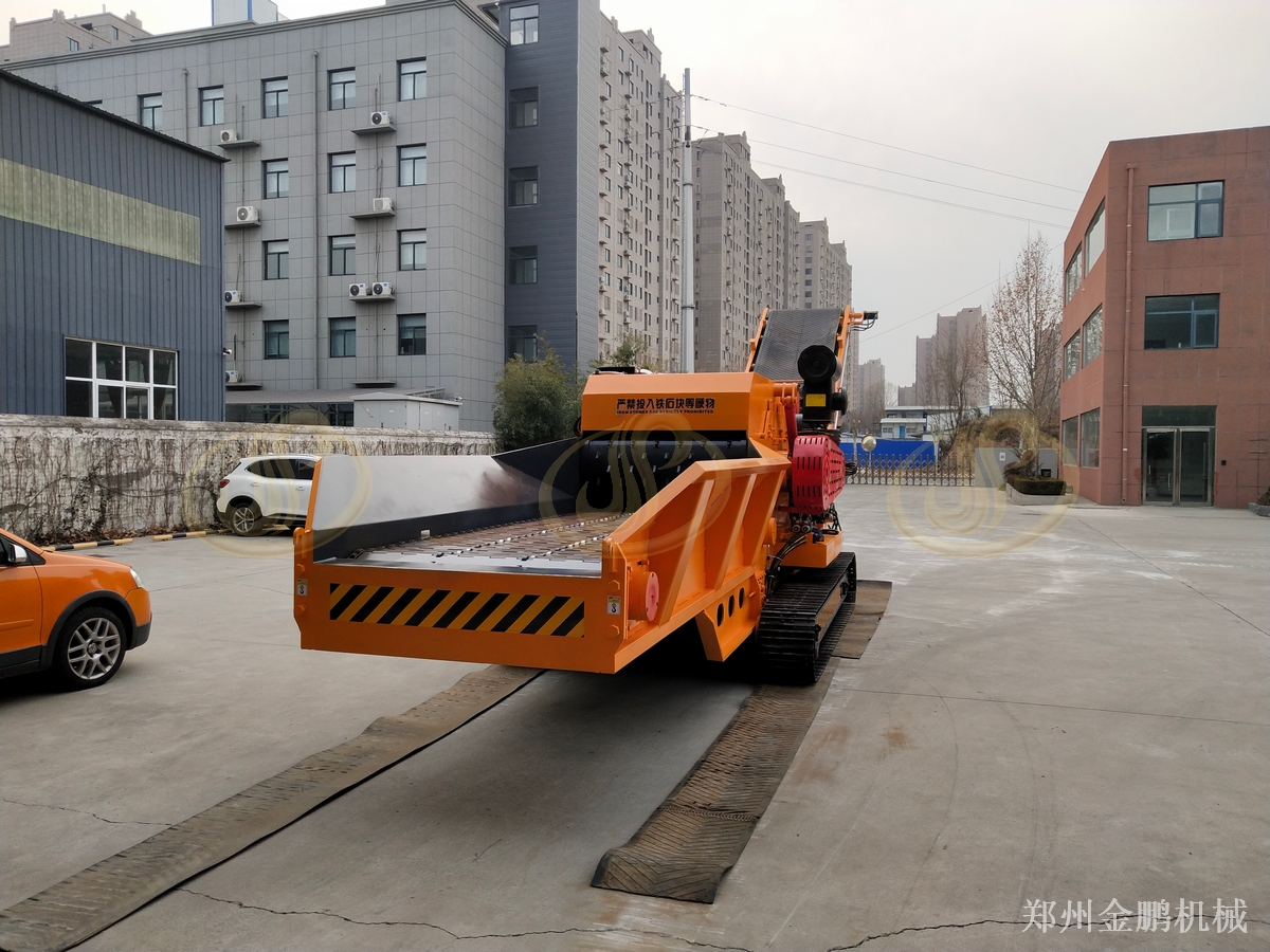 郑州金鹏杂木材粉碎机在分散料场生物质燃料预粉碎中的应用